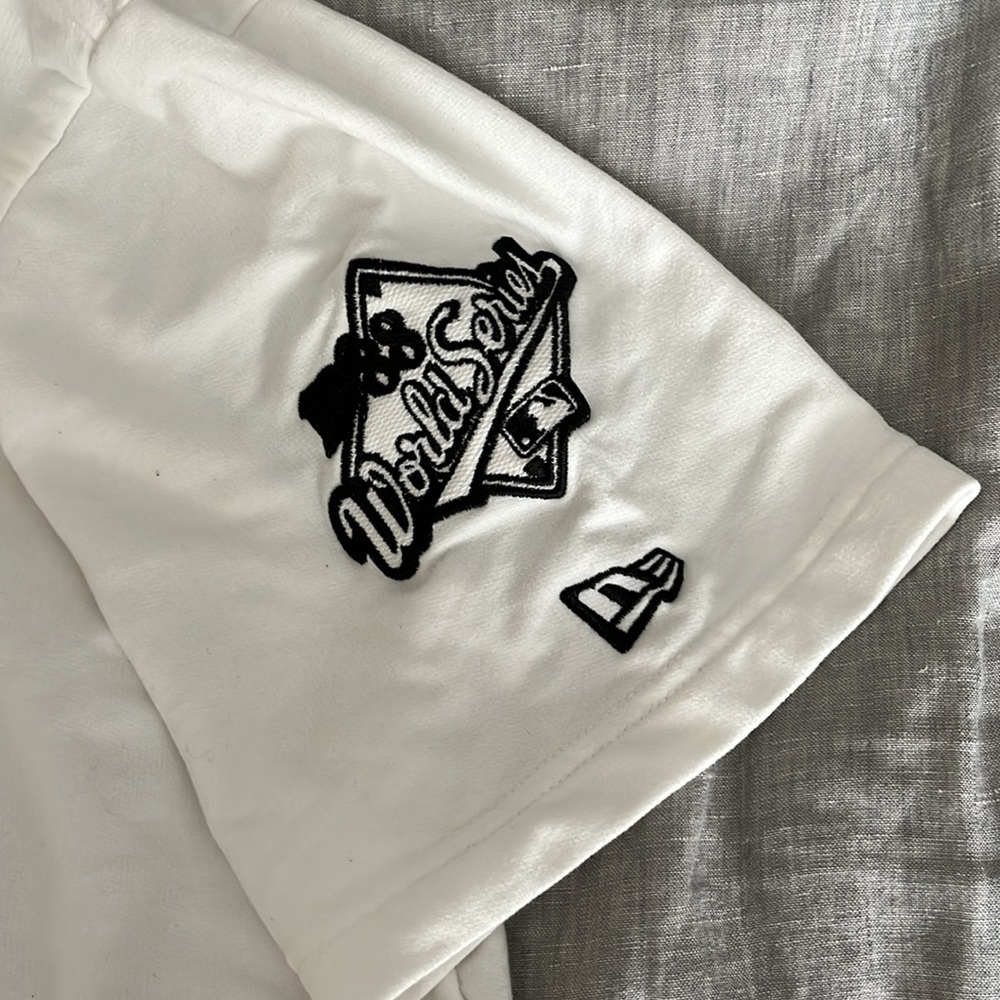 New Era LA Dodgers Tee - Picture 3 of 5